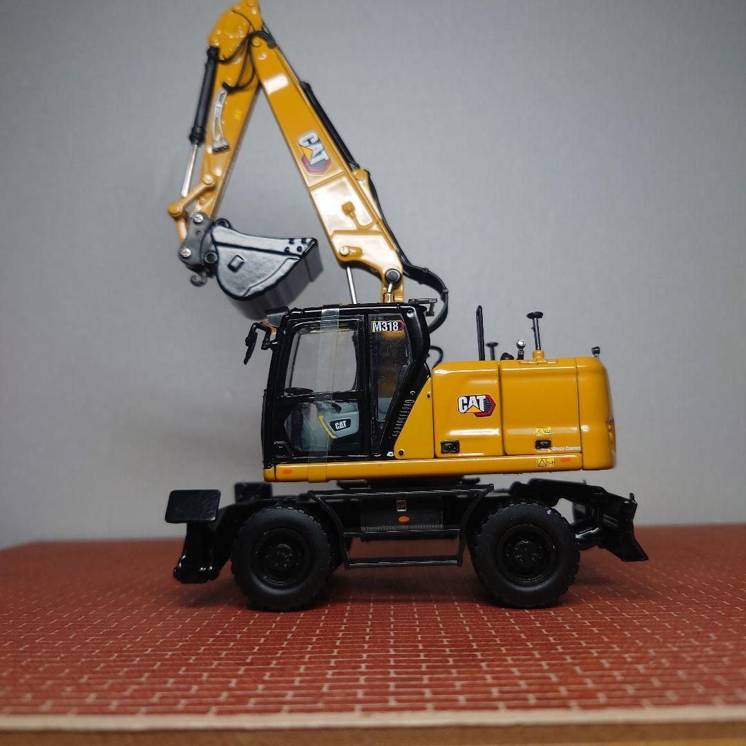 CAT M318 WHEELED EXCAVATOR カスタム品 1/50