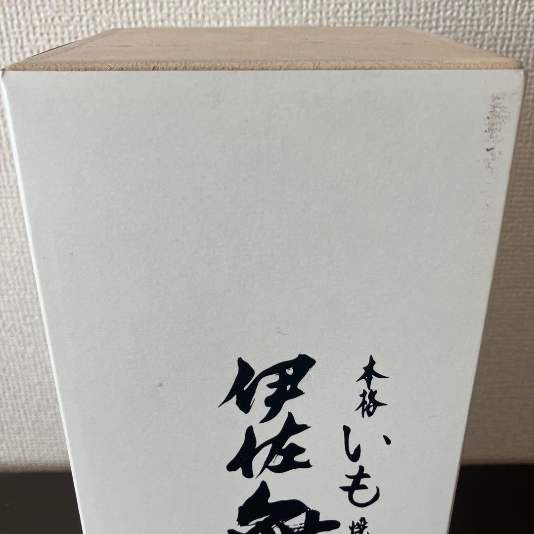 【18年熟成】【入手困難】伊佐舞 焼酎 37度 木箱入り