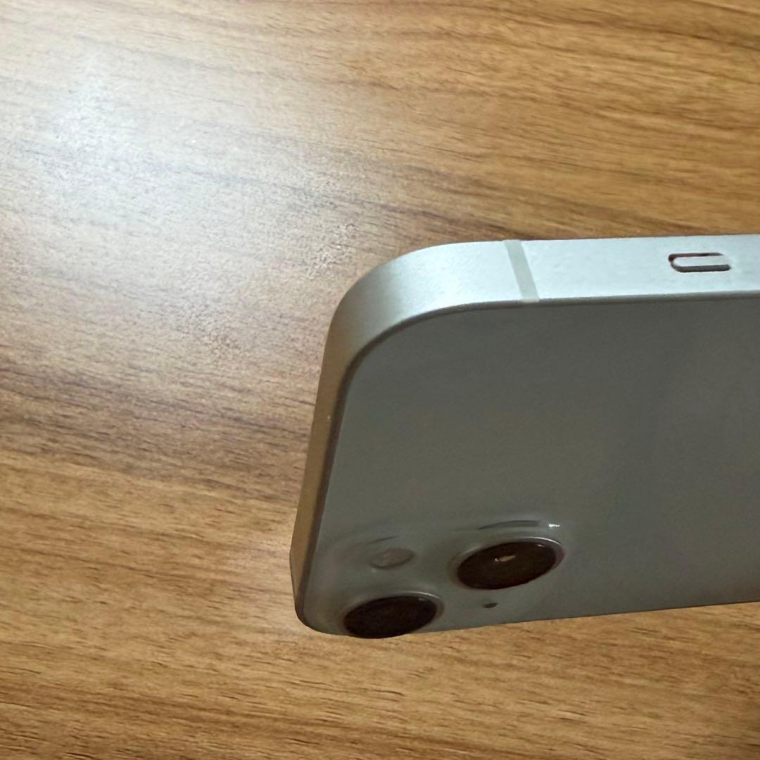 Apple iPhone13 スターライト 本体　中古品　128GB