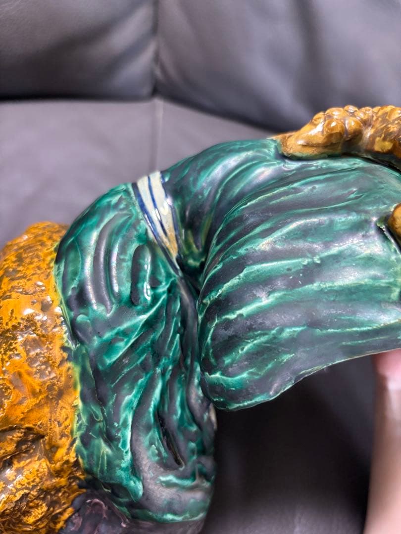 おばあさんとカエル　置物