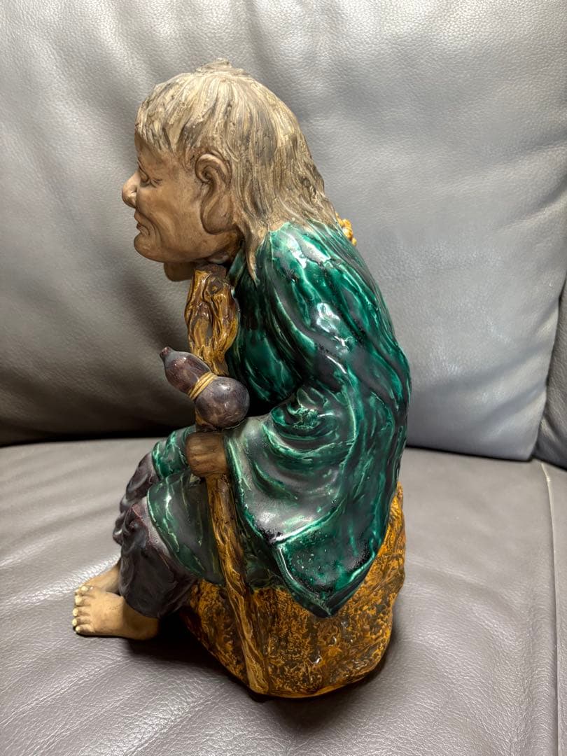 おばあさんとカエル　置物