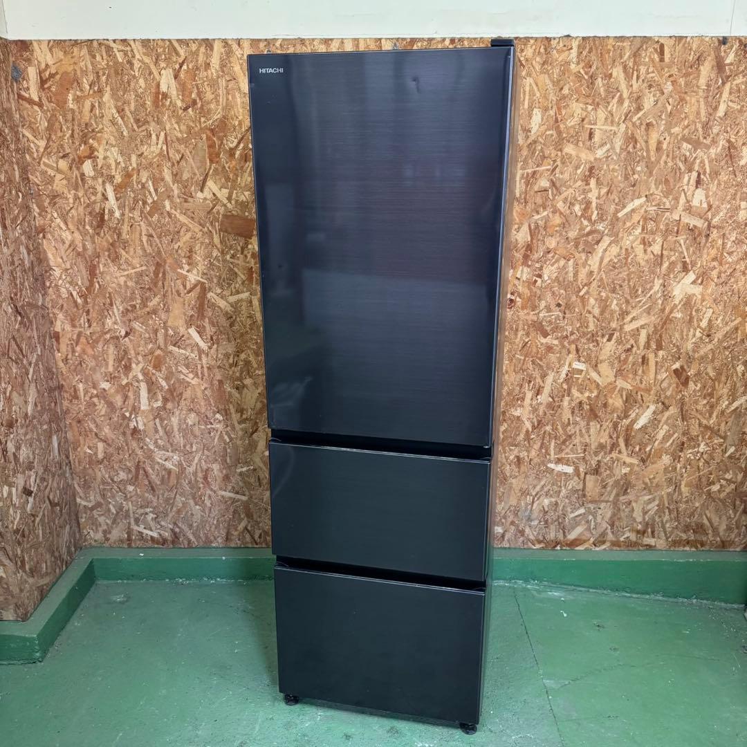 325 日立　大型冷蔵庫　300L強　自動製氷　家庭用　小型　右開き　黒色
