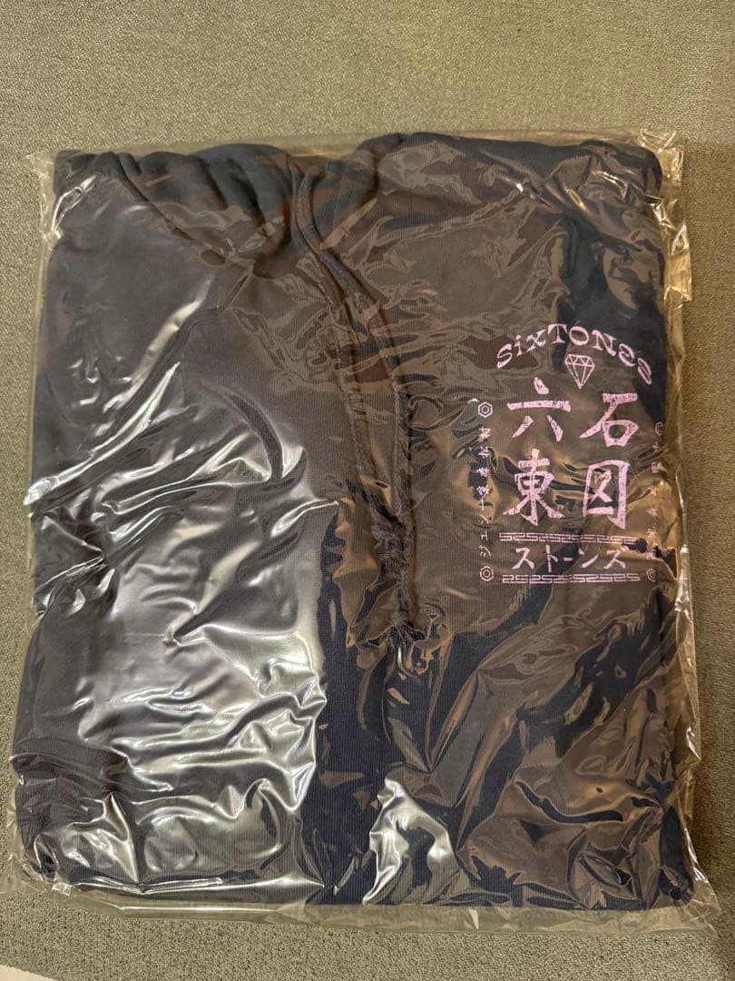 【新品未使用】 SixTONES Feel da CITY パーカー
