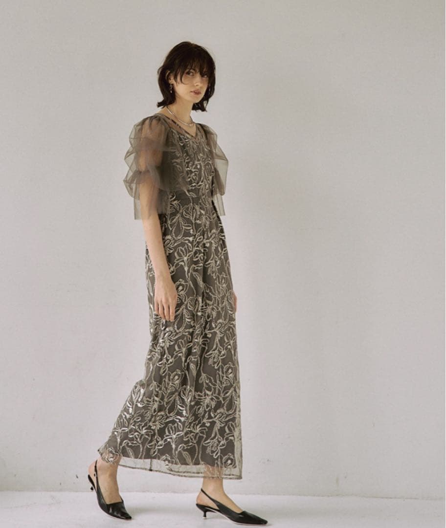 Dorry Doll フラッフィースリーブペンシルドレス チャコールグレー