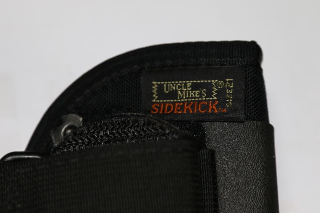 Uncle Mike's Sidekick ブラックホルスター