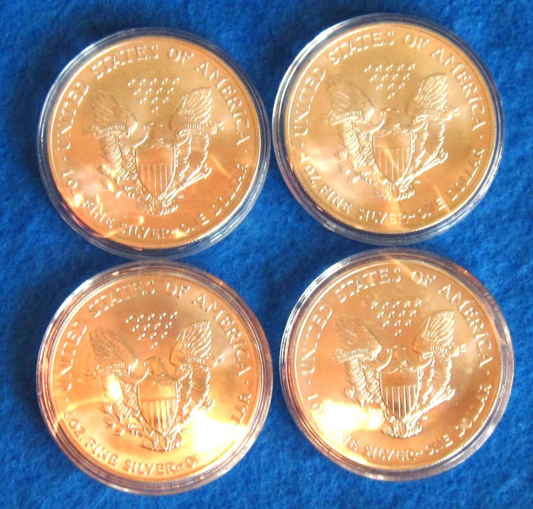 アメリカンシルバーイーグルカラー　１オンス銀貨　E・プレスリー２５周年記念　４枚