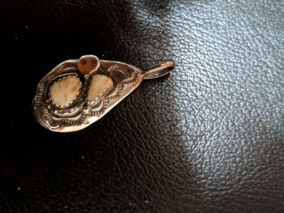 希少　幻のホワイトバッファローターコイズ 　ネイティブアメリカンジュエリー