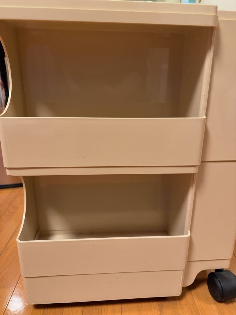 ボビーワゴン　ベージュ 2段2トレイ