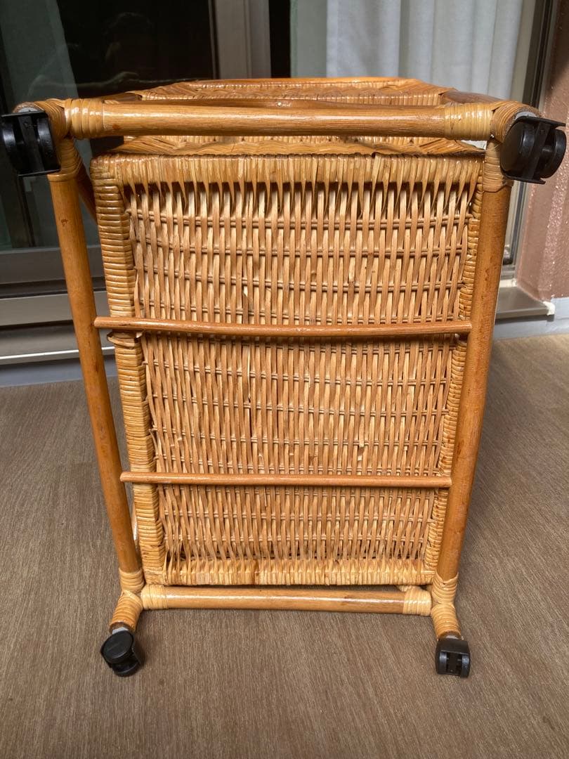 キャスター付き ラタン 籐　チェスト 2段 タンス 箪笥 レトロ アンティーク