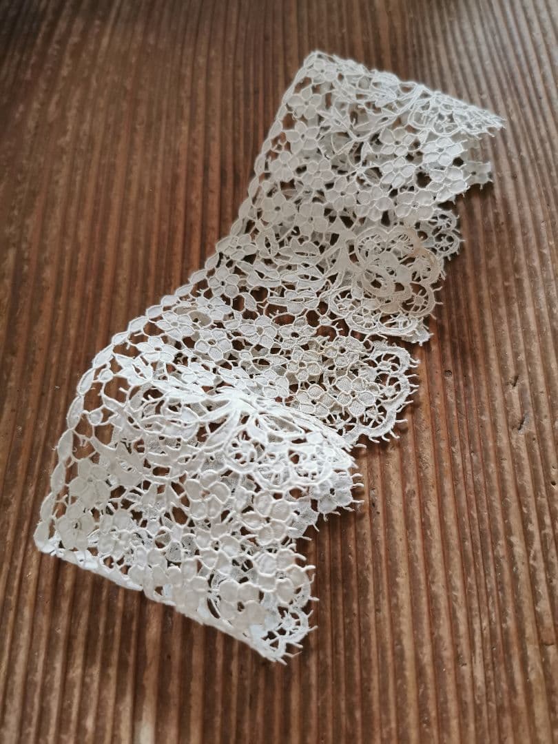 アンティーク英国1800年代キャリックマクロスレーストリム希少付け襟 カフスにも