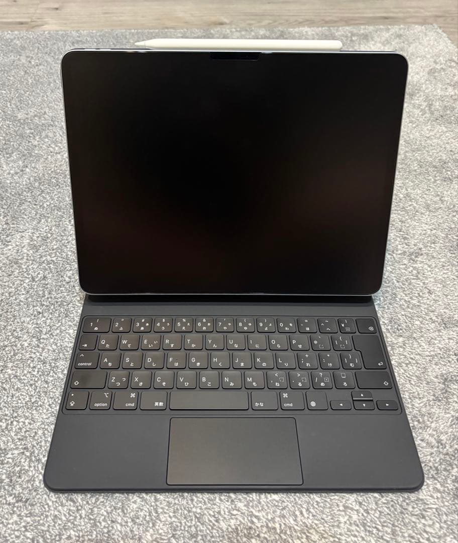 iPad本体 iPad Air + Magic Keyboard + Pencil Pro