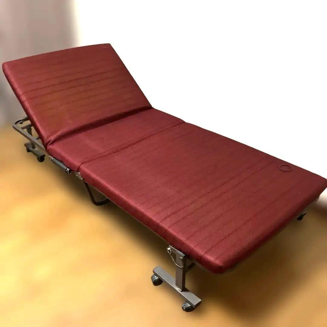 【最終値下げ】リクライニング付き折りたたみベッド　シングル