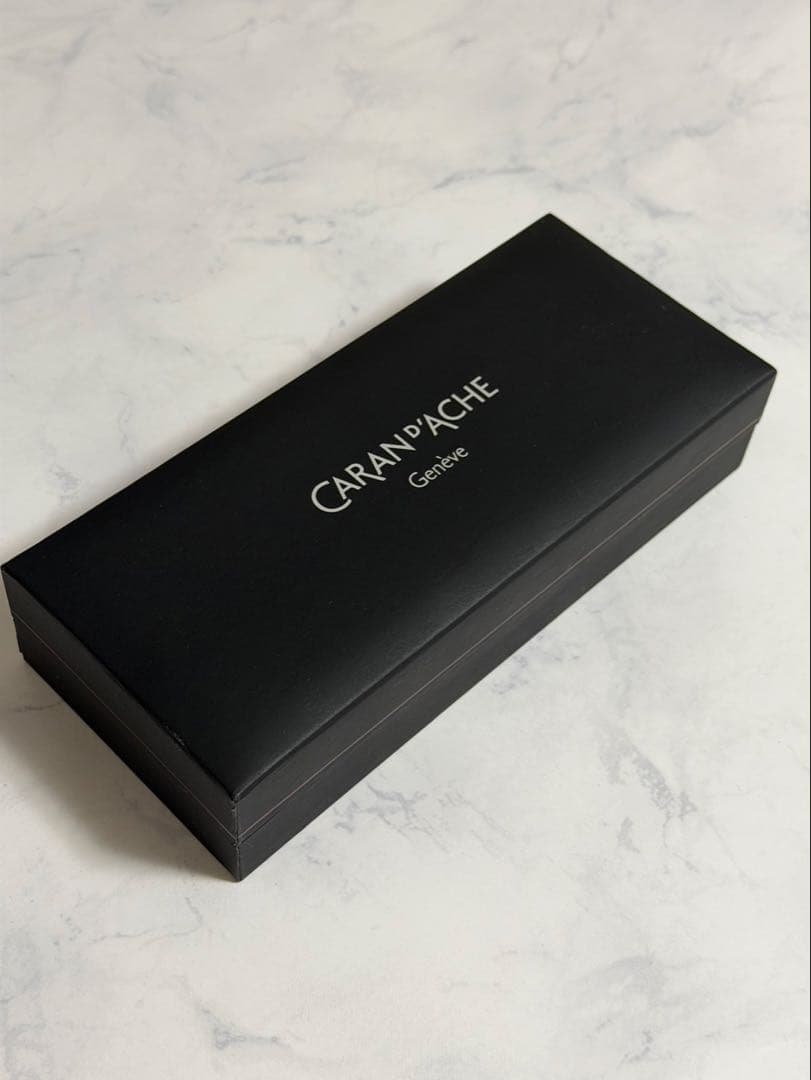 CARAN D'ACHE エクリドール　シェブロン