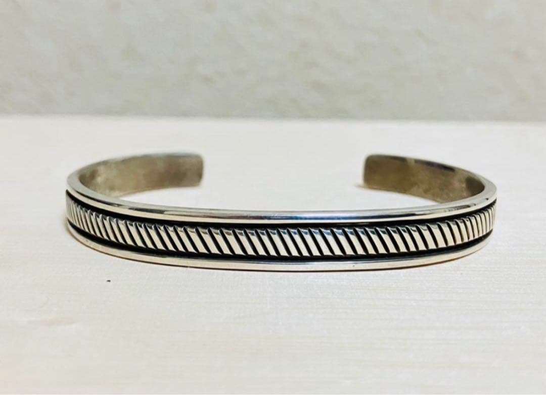 ナバホ　ブルースモーガン　バングル　スターリング