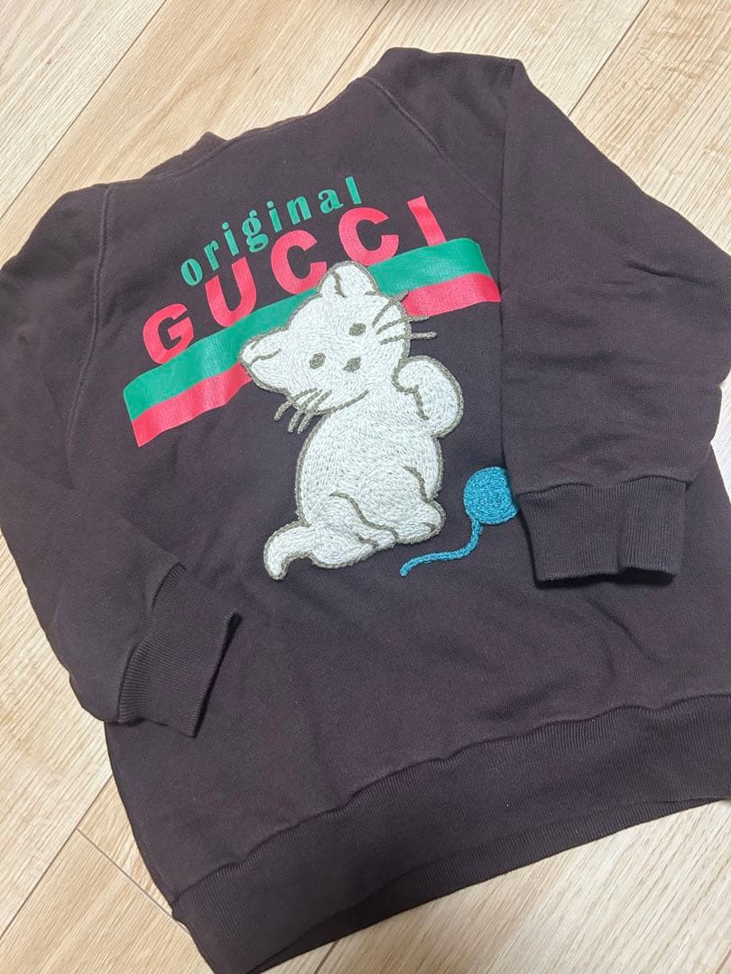 GUCCI パーカー　スウェット　トップス　トレーナー　グッチ　キッズ