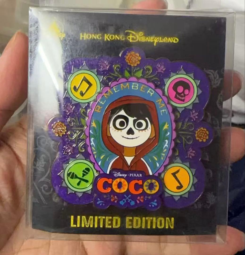 香港ディズニーランド正規品　リメンバーミー　ピンバッジ限数600