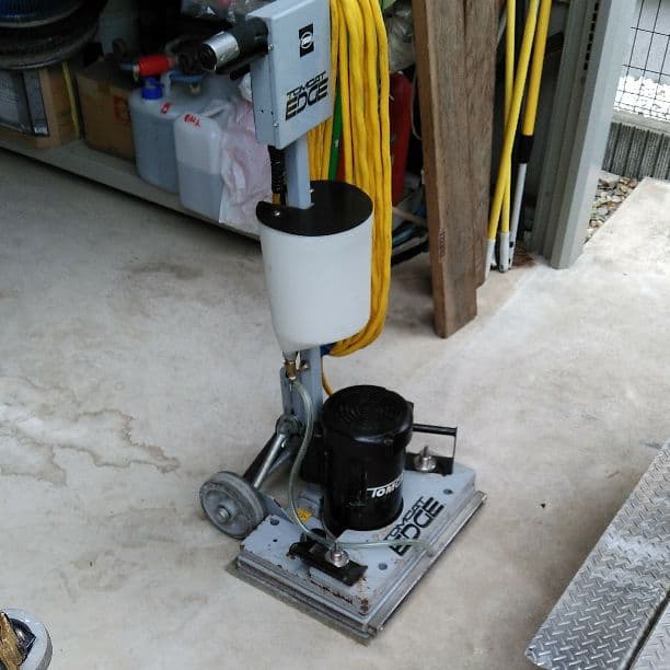 エッジ　tomcat edge