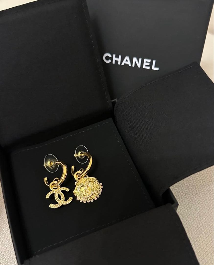 CHANEL ピアス ゴールド
