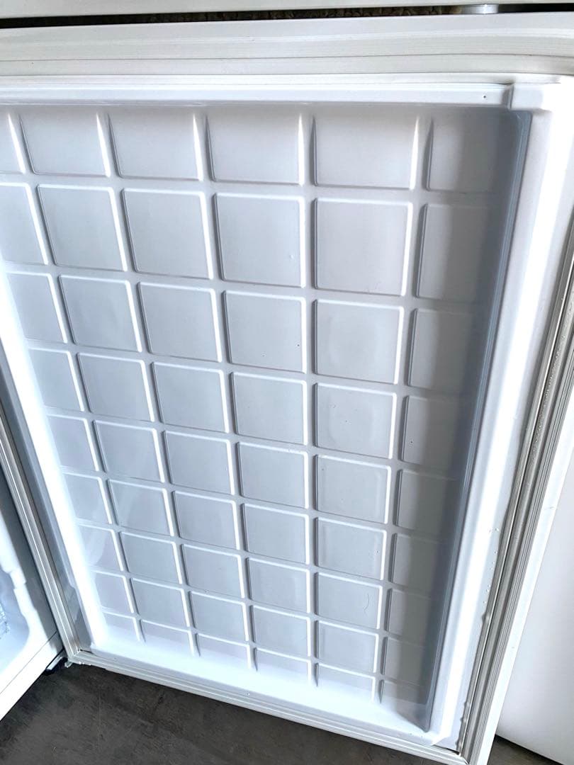 近隣地域限定送料無料❗️シャープ冷蔵庫　一人暮らし　SJ-PD28F-W