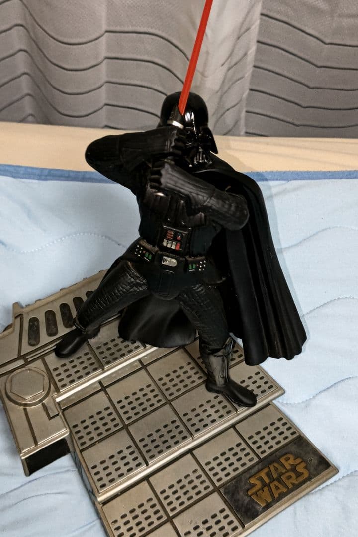 スターウォーズ　ダース・ベイダー　シネマキャスト　スタチュー10000体限定品