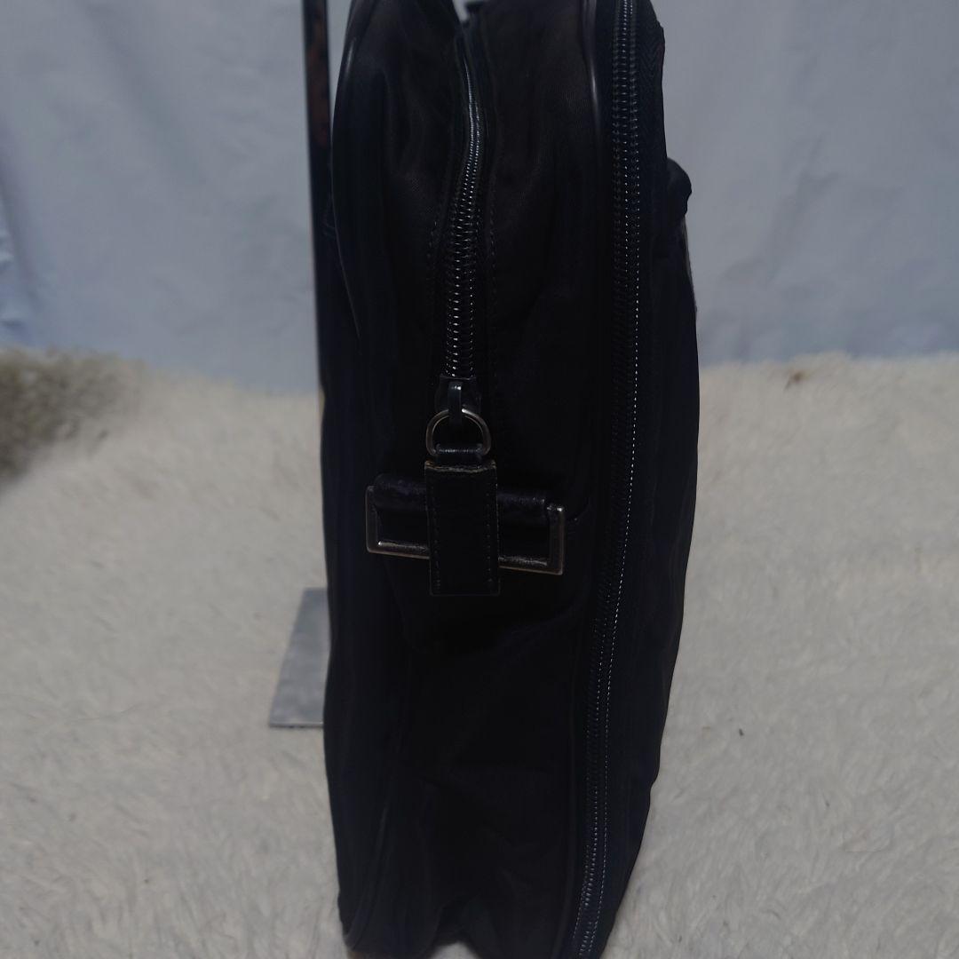 【希少】プラダ ビジネスバッグ ブリーフケース ナイロン 三角ロゴプレート