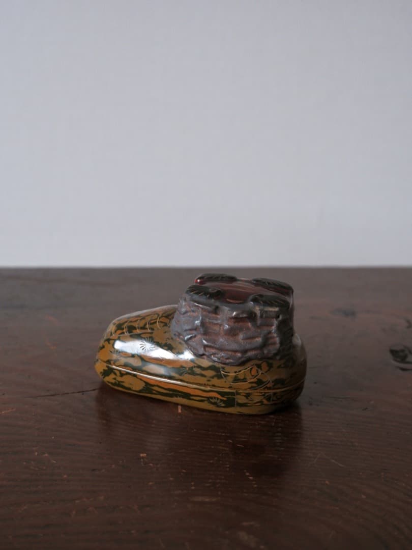 獅子香合　平安塗師　漆工芸　茶道具　香道具　珍しい　箱付　古道具　Q1290