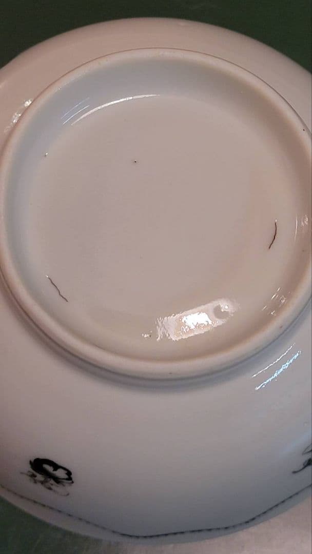 ブラック&ホワイトのティーボール