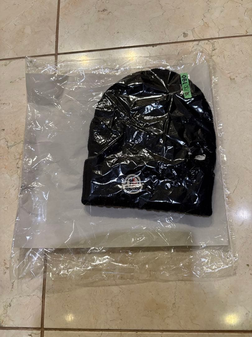 MONCLER ネイビー ニット帽 L