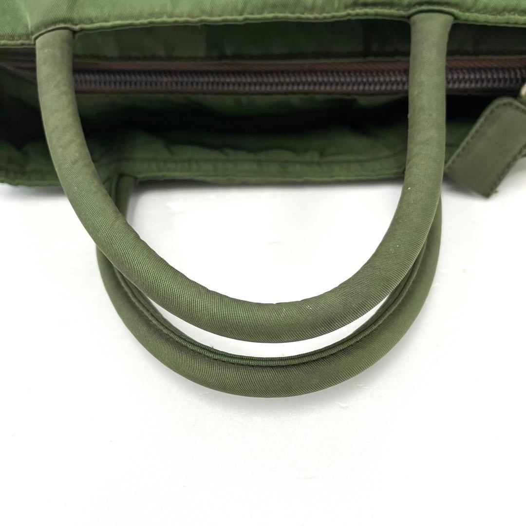 大人気☆PRADA☆プラダ☆ハンドバッグ☆三角プレート☆ナイロン☆ダークグリーン