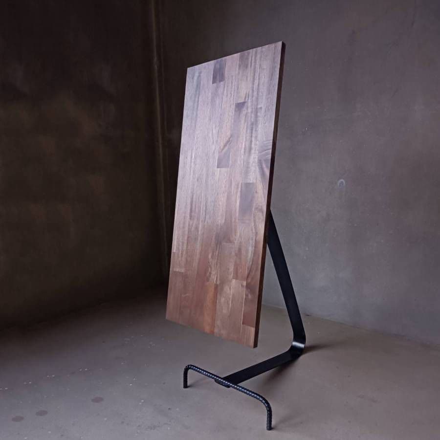 ゆらゆらゆれるアイアン看板