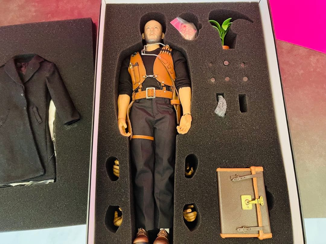 LEON レオン　ジャン・レノ　1/6スケールフィギュア