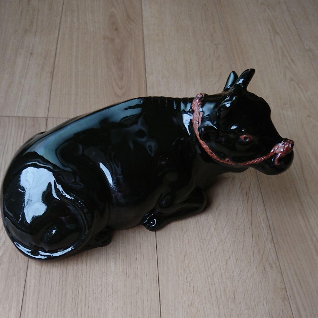 ★カッコいい黒い牛