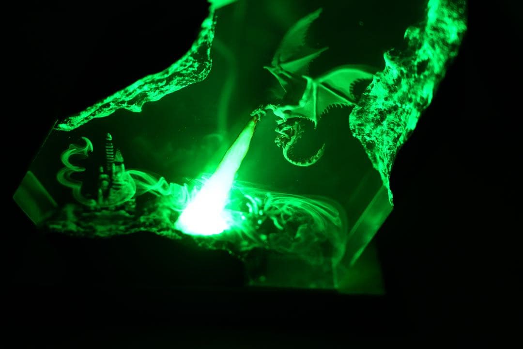 【迫力満点】ドラゴンの息吹 炎の城 レジンランプ 中世ファンタジー 騎士 冒険