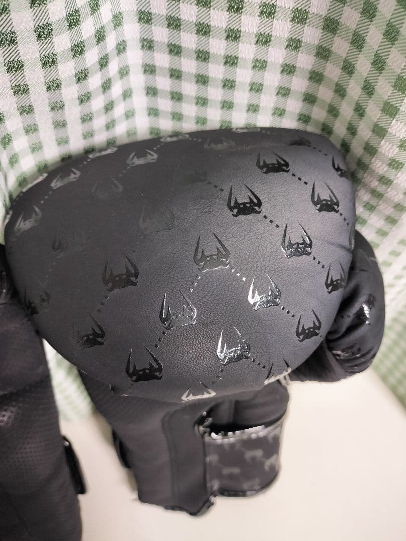 VENUM ヴェナム キックボクシング グローブ 14オンス☆おしゃれ
