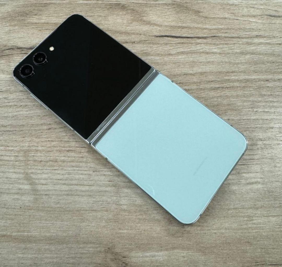 Android Galaxy Z Flip 5｜256gb｜SIMフリー