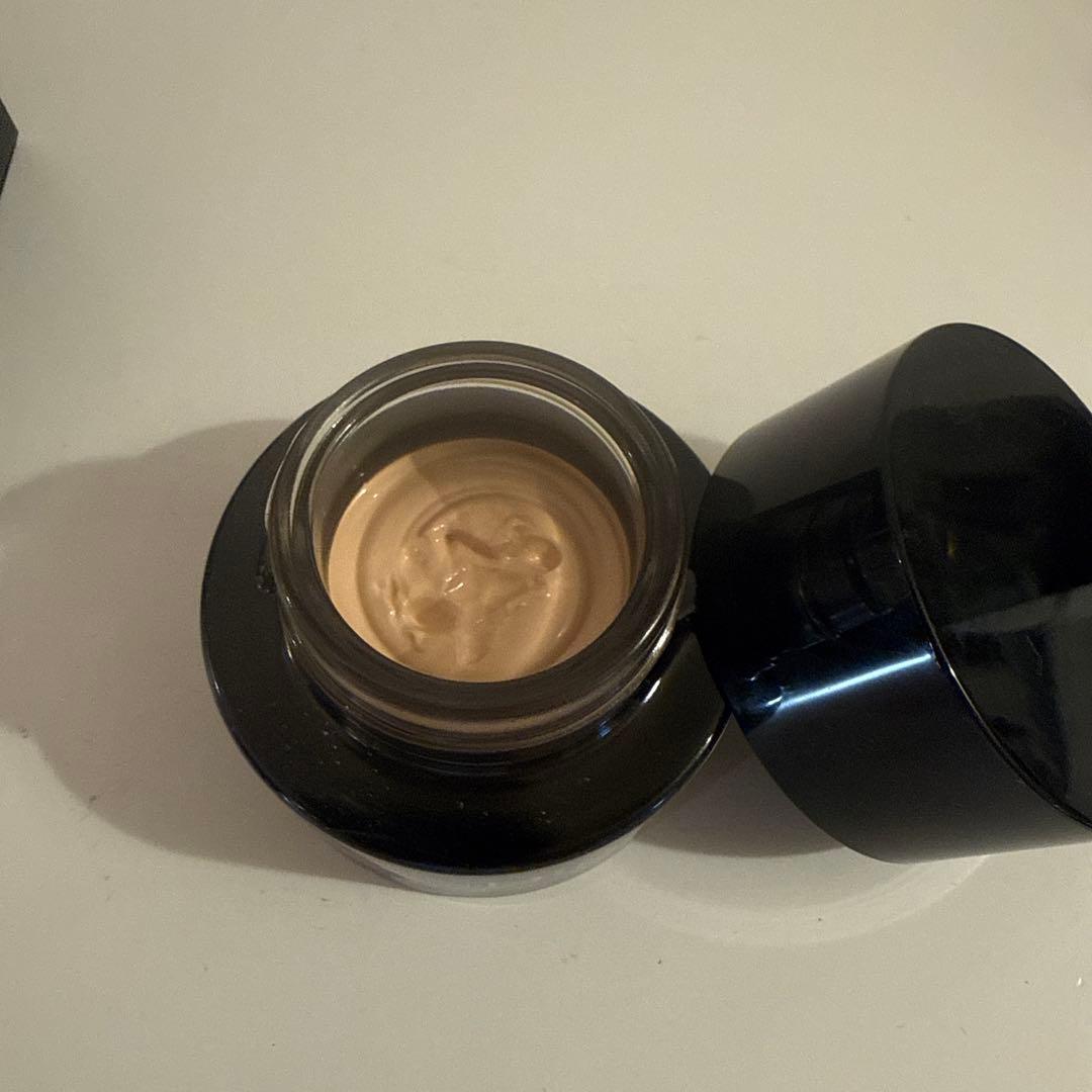 KANEBO ライブリースキンウェア Ⅱ 230 Vanilla