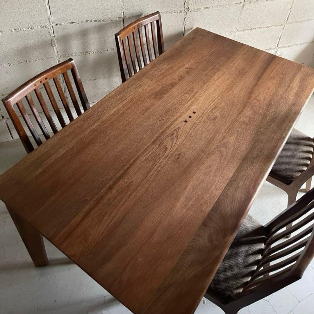 ウォールナット無垢材　ダイニングテーブル　ダイニング5点　朝日木材加工　アクタス