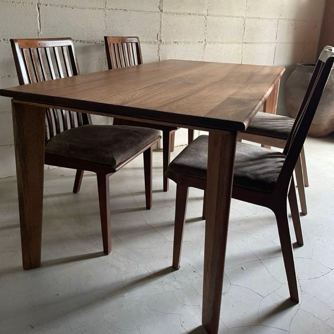ウォールナット無垢材　ダイニングテーブル　ダイニング5点　朝日木材加工　アクタス