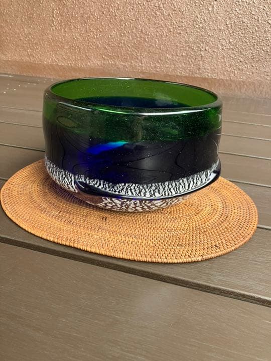 稲嶺盛吉　土紋　花器　紺緑