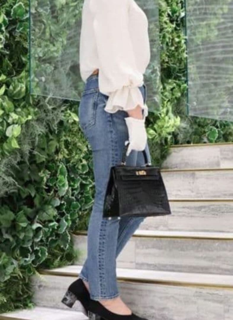 ✨最高峰✨クロコダイル 型押し ハンドバッグ カデナ 南京錠 金具 自立型 黒