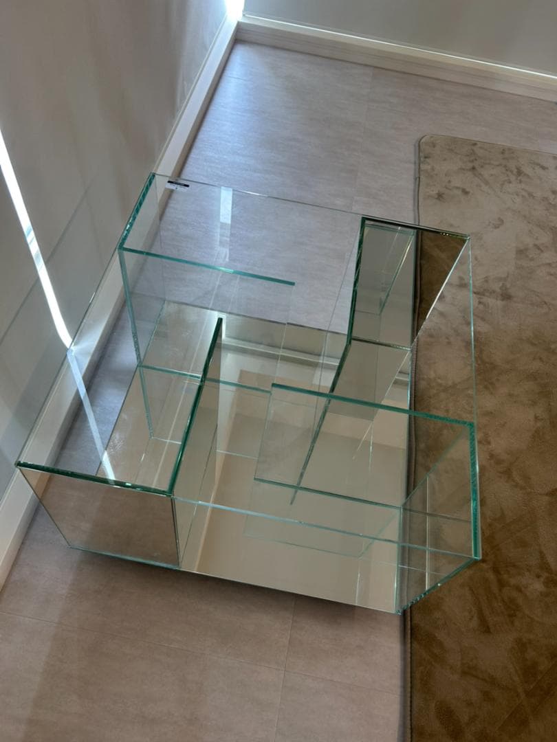 Natuzzi ナツッジ イタリア ガラステーブル サイドテーブル ラビリント