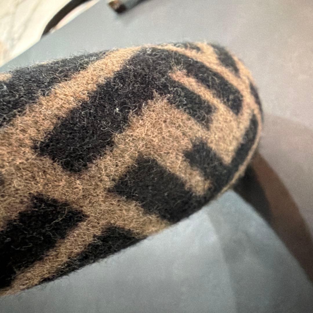 FENDI ヘアバンド　カチューシャ　百貨店購入品　正規品です