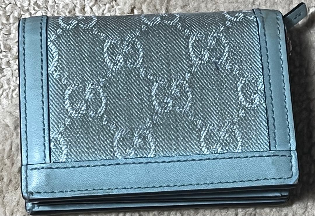 Gucci 二つ折り財布 ミントグリーン