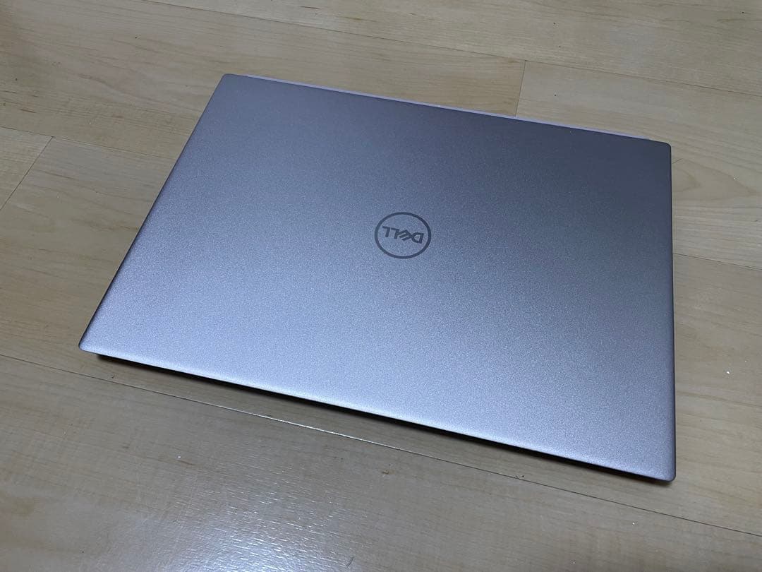 「美品」Dell Inspiron 13 Ultra7 16GB SSD 1TB