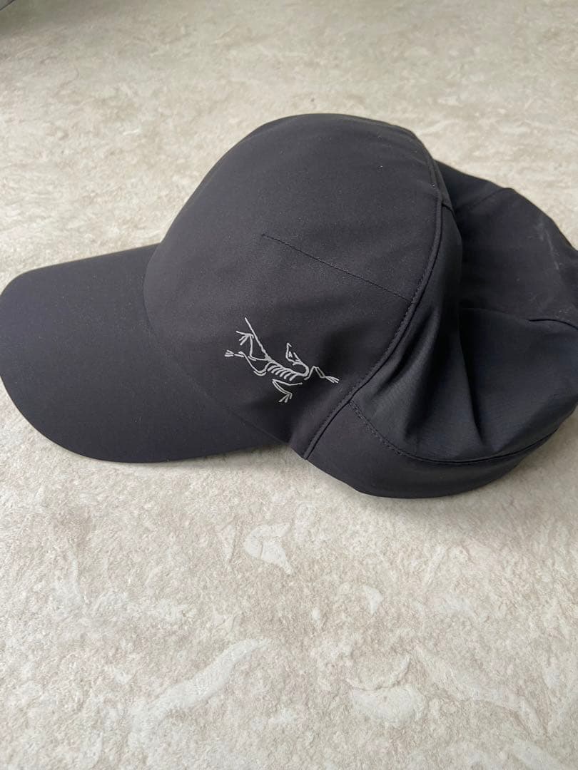 未使用品ARC'TERYX アークテリクス　Calvus Cap