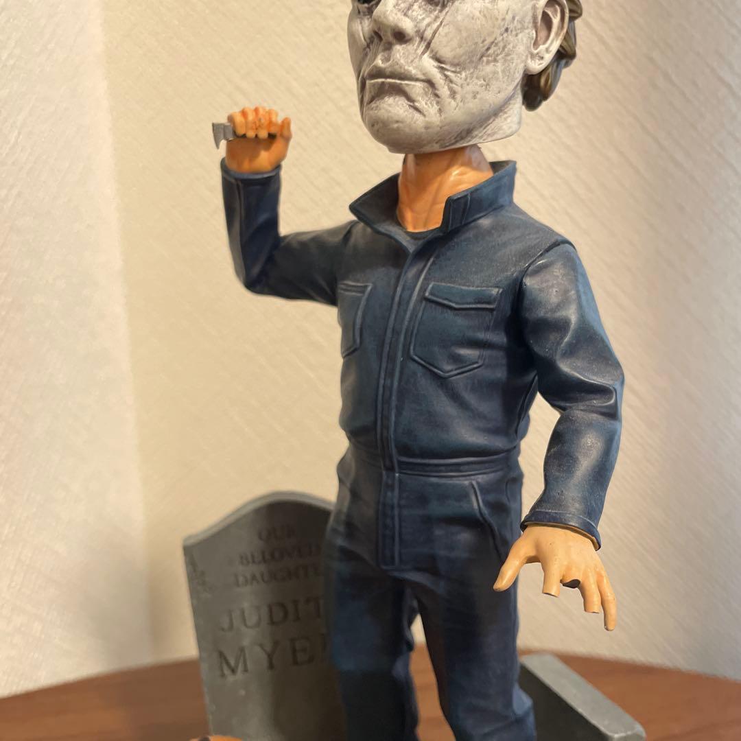 【NECA】ハロウィン　マイケルマイヤーズ　フィギュア　ヘッドノッカー