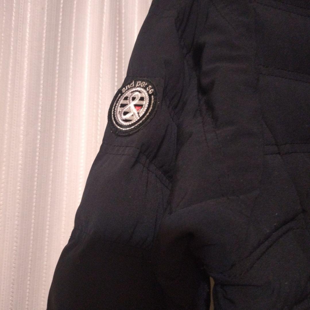 and per se フード付きジャケット 黒