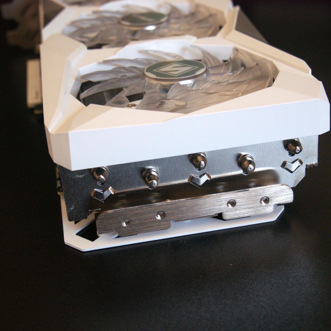 グラフィックボード・グラボ・ビデオカード ASRock 16GB RX7800XT SL 16GO