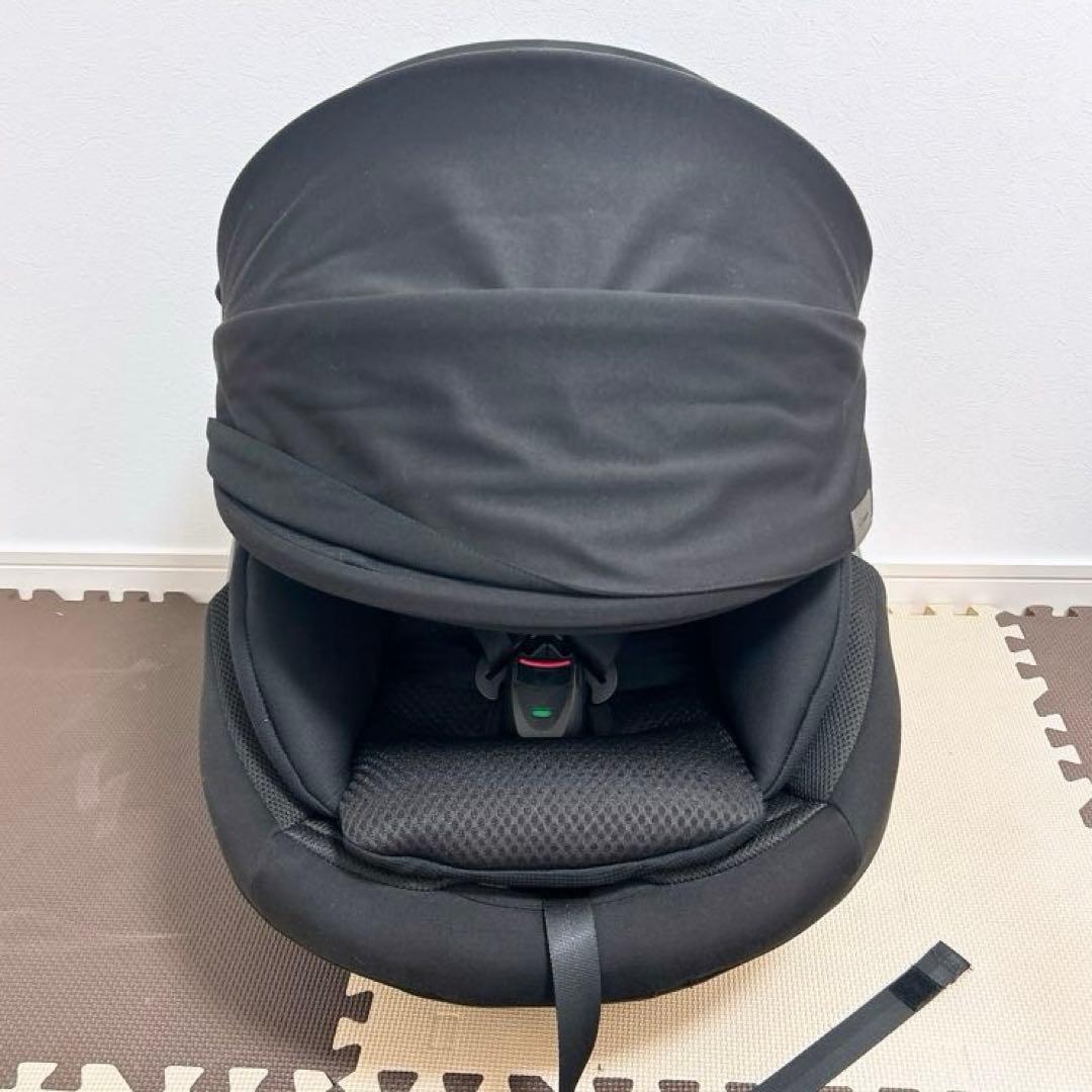 美品Combiコンビ THE S plus ZB-750 ブラック ISOFIX