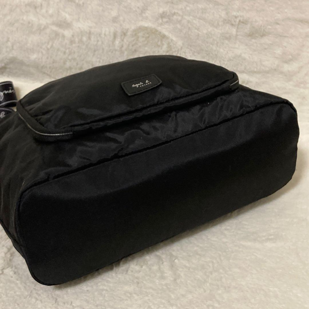 極美品 アニエスべー ナイロンショルダーバッグ　斜め掛け ロゴテープ